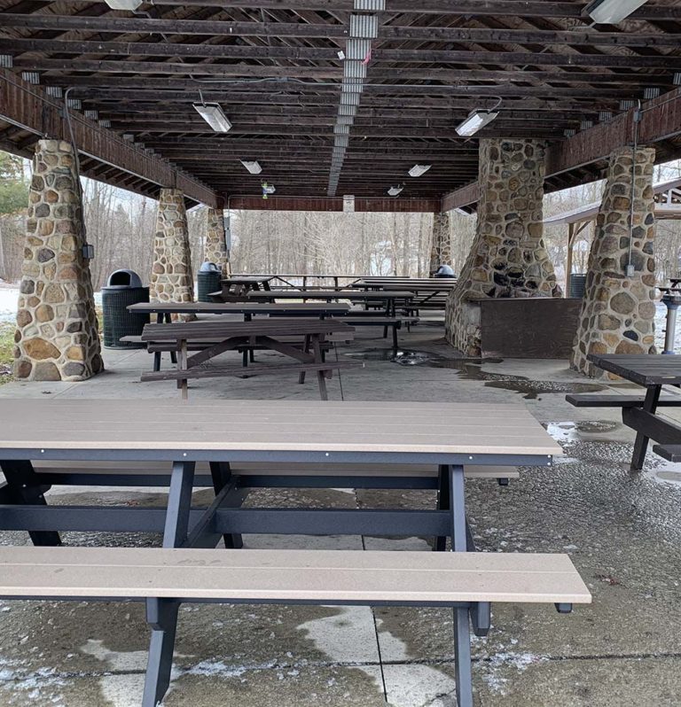 Mineral Lake Park Village of Middlefield, Ohio